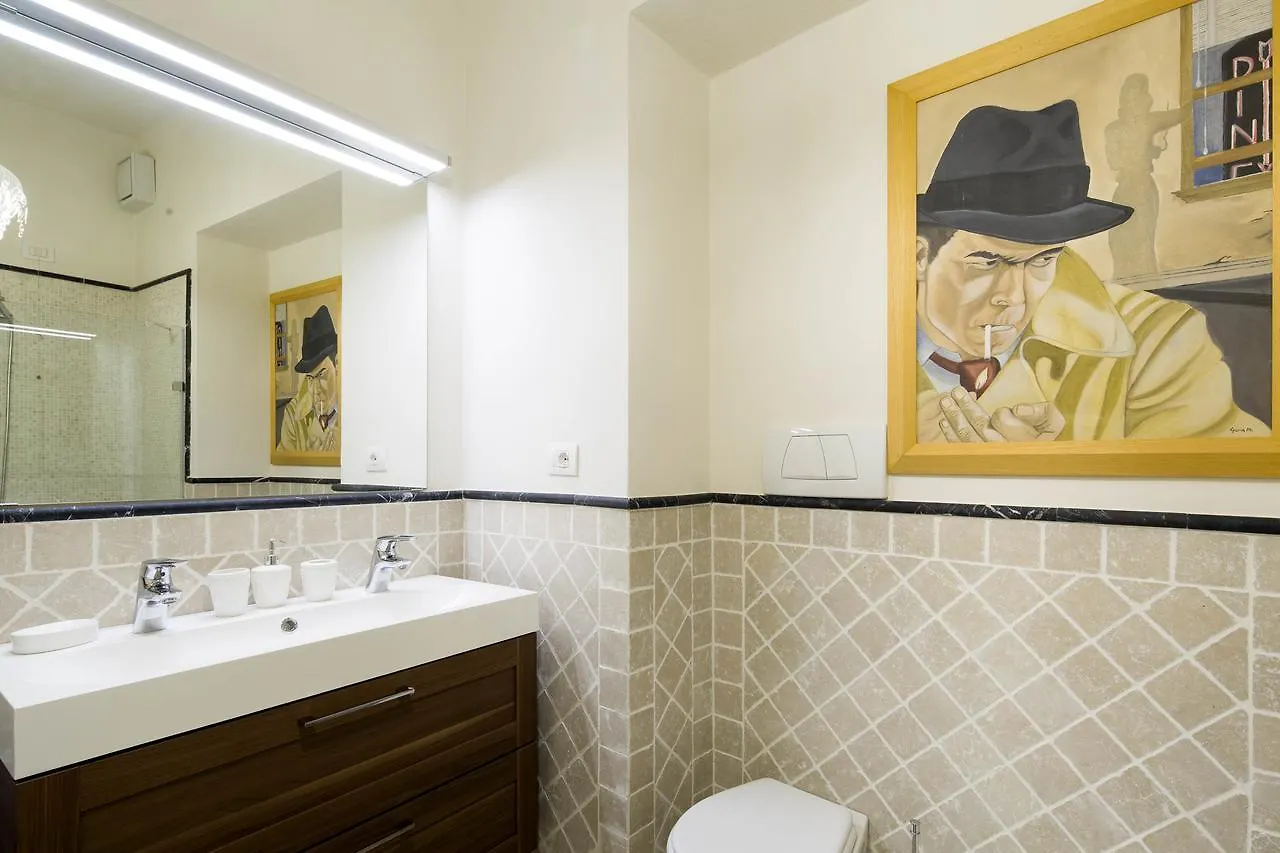 Apartment Tornaquinci Palace Florence