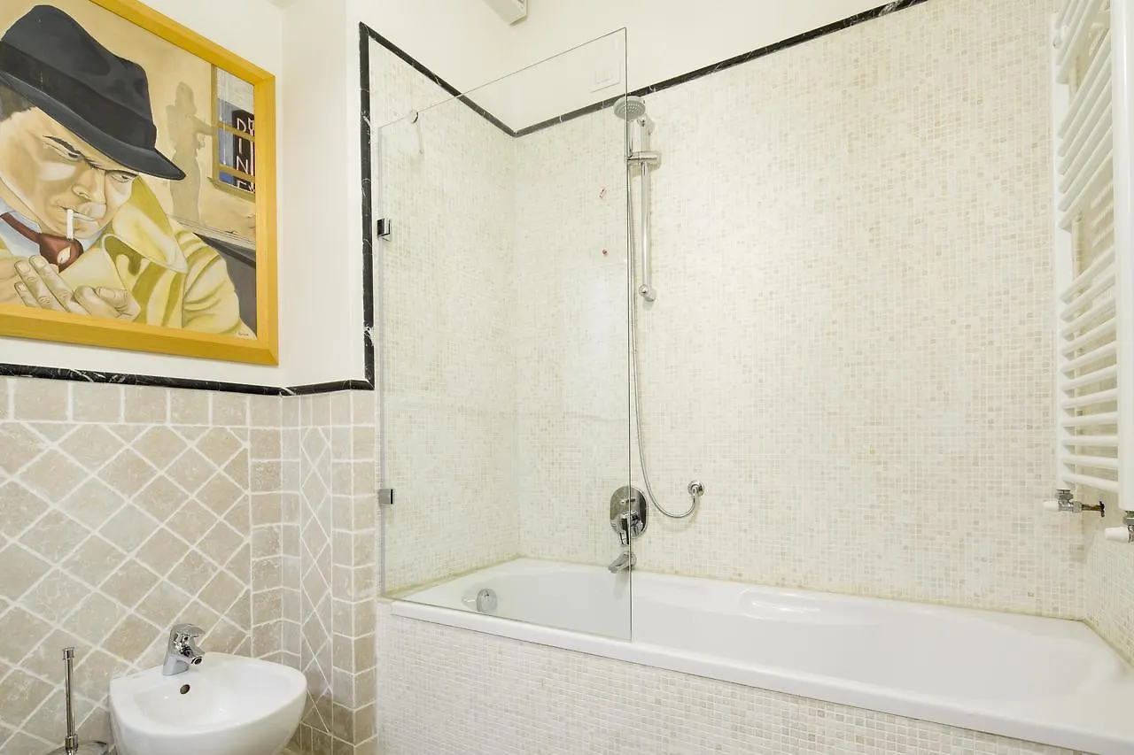 Apartment Tornaquinci Palace Florence Italy